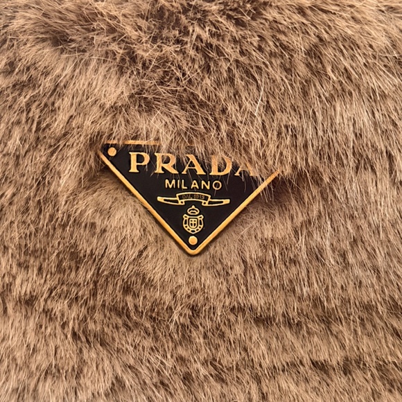 WOMEN'S PRADA BROWN FAUX FUR BUCKET HAT WINTER LUXURY EXCELLENT - Picture 4 of 6